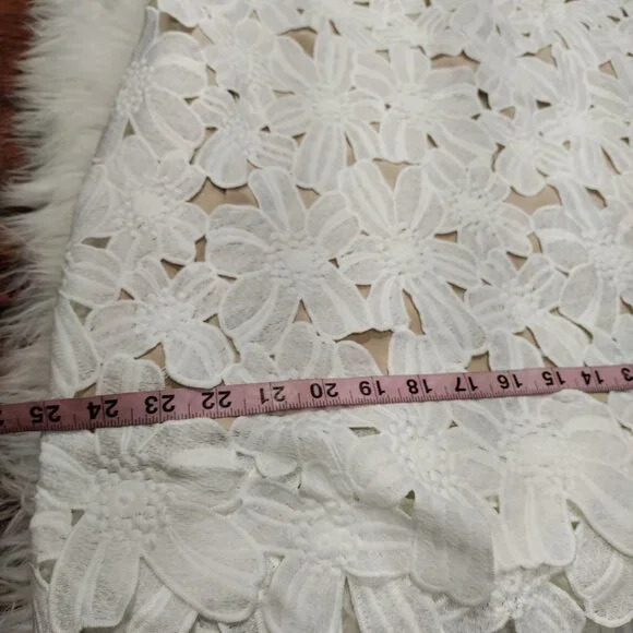 Stone Cold Fox White Floral Lace Strapless Midi Summer Bachelorette Dress XS - Picture 9 of 10